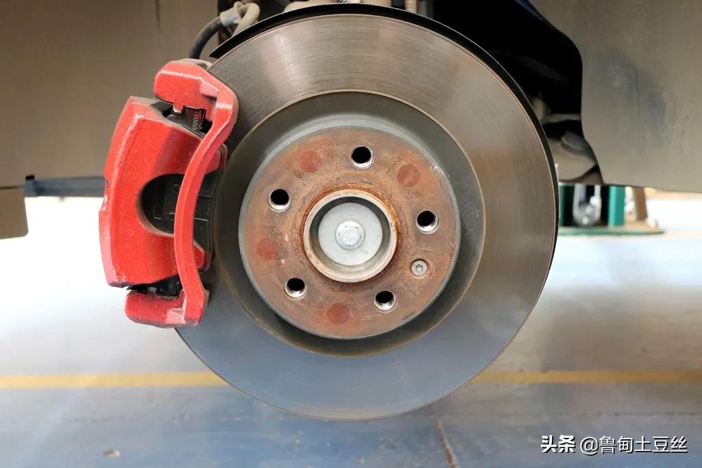 卡钳改装活塞面积如何选,单活塞卡钳怎么升级