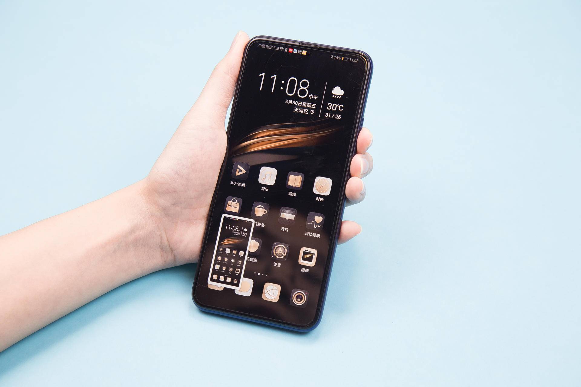 oppo华为小米千元机颜值对比,小米oppo华为旗舰机屏幕对比