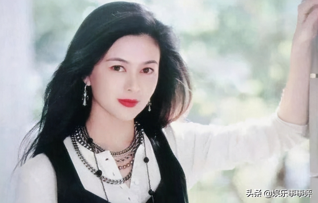 关之琳采访谈香港,关之琳李嘉欣事件讲解