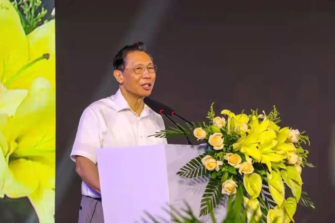 疫苗注射后死亡的事件,女孩注射疫苗死亡