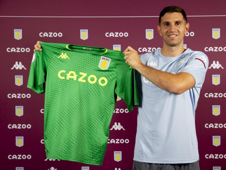 曼联4比2淘汰维拉门将,维拉进英超前四