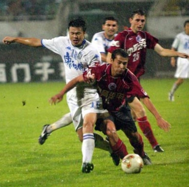 重温鲁能夺冠时刻,重温鲁能2010夺冠