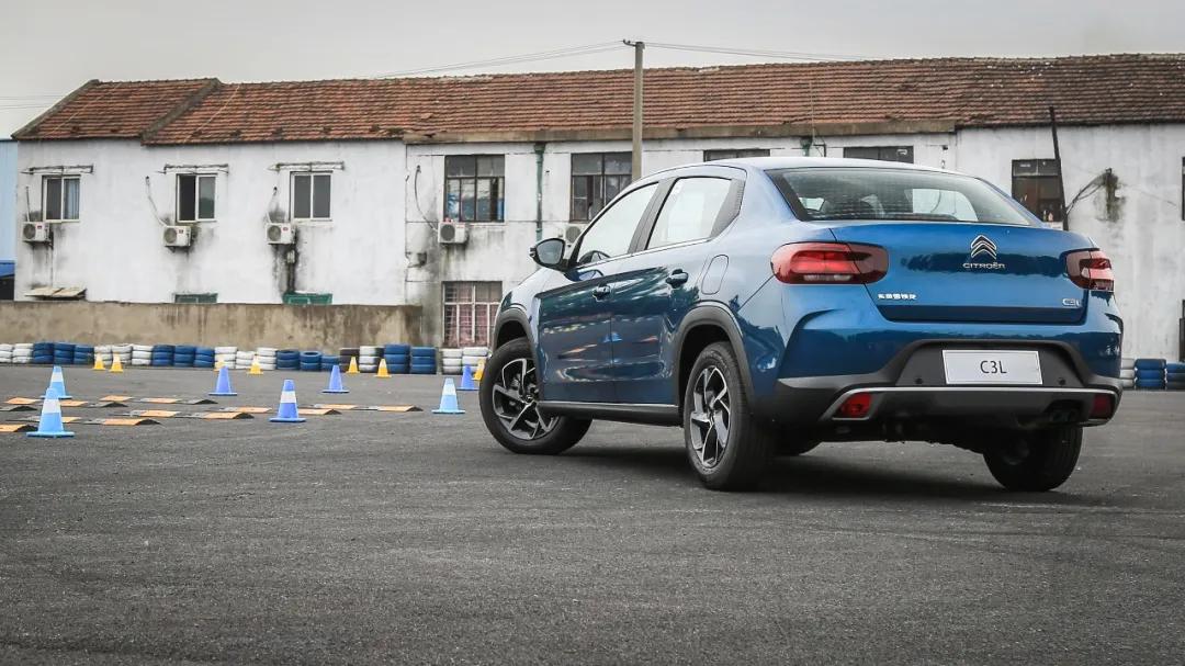 雪铁龙c3l实测视频,雪铁龙C3L的优缺点
