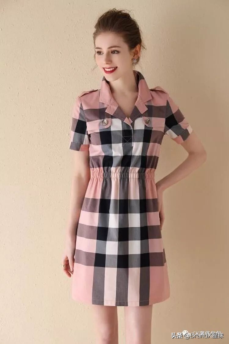 巴宝莉包包奢侈品入门