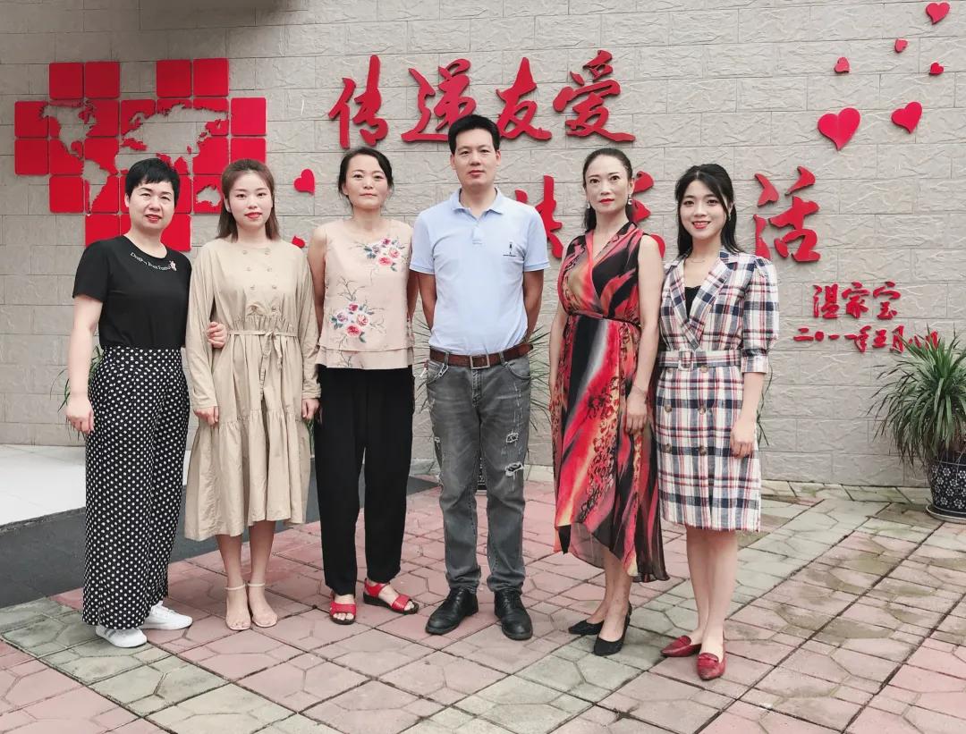 都江堰市中小学生合唱节,唱支山歌给党听儿歌歌词