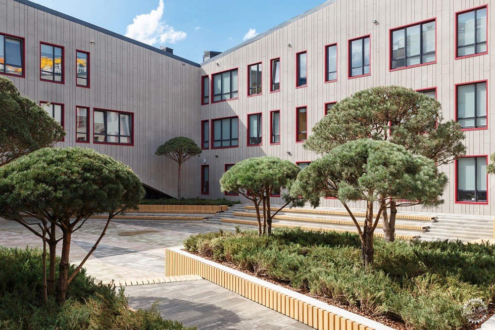 斑斓世界中的一抹白——基辅GymnasiumА+学校