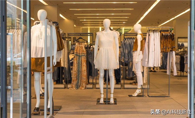 实体店的衣服和网上衣服的区别,实体店衣服跟网上有区别吗