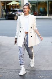 杨幂欧阳娜娜冰淇淋色,杨幂欧阳娜娜戚薇同款