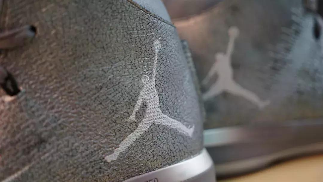 WEN开箱｜八百不到买正代AJ，全皮质感可能是系列质感最好