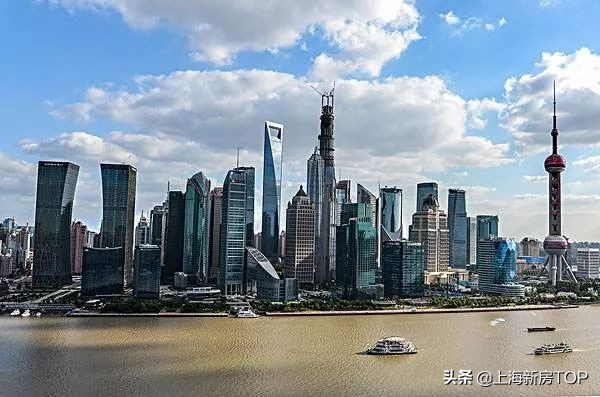 上海工资14000怎么买房,上海外滩一线江景399平左右大平层