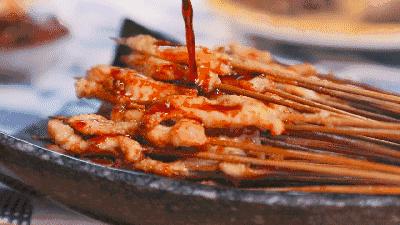 吃货圈无人不晓的《哥老官》终于来郑州了