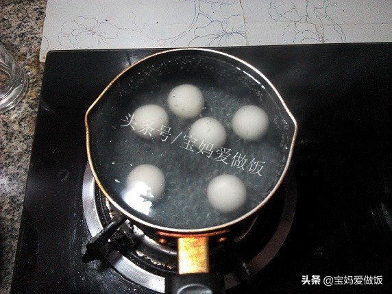 怎么用一杯元气满满乳茶做奶茶,手把手教你做奶茶之红豆椰果奶茶