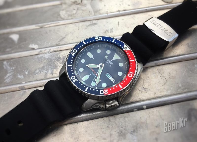 朴实无华劳力士,精工seiko手表男士翡翠绿水鬼5号