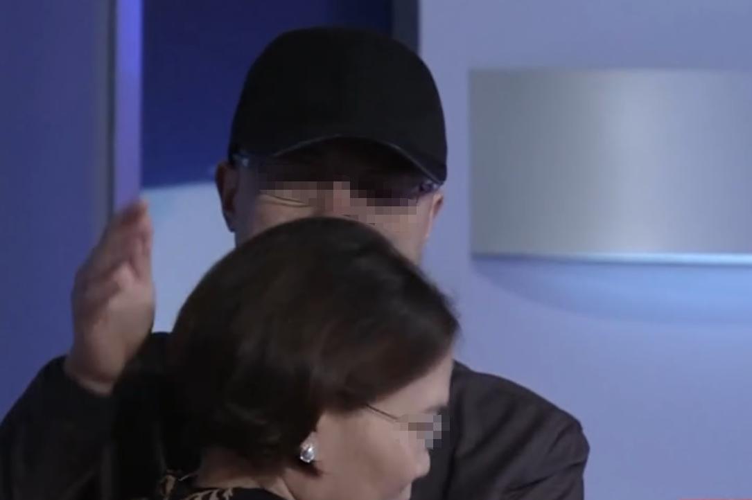 夫妻两人公司盈利全归于一方账户,夫妻俩一起经营意见不统一怎么办