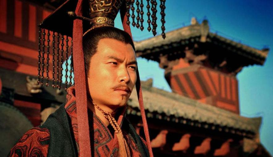 司马懿为何不受曹操重视，却在曹丕称帝后被重用？