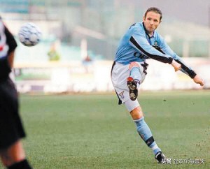 足坛十大任意球大师,足坛中的十大任意球
