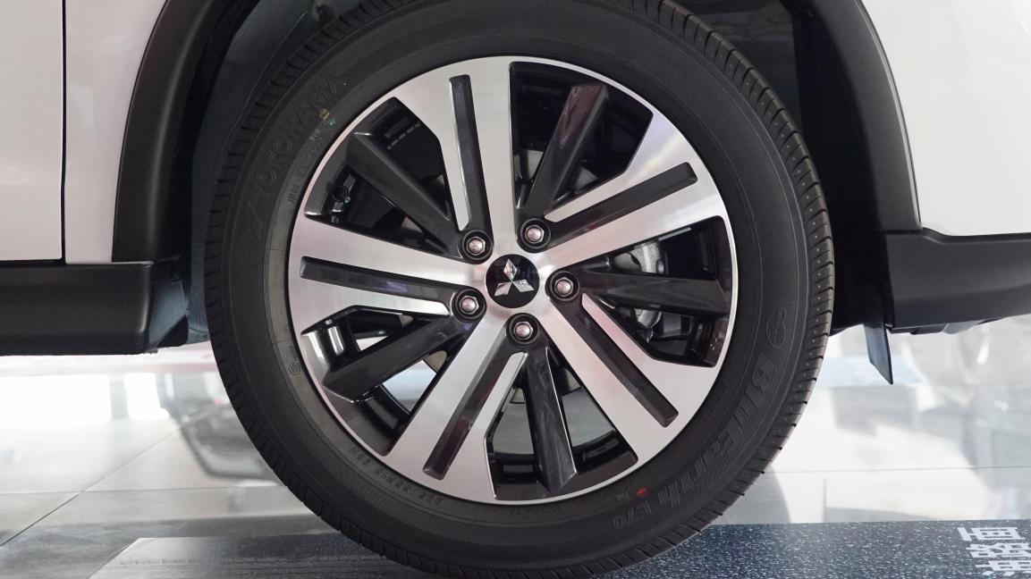 终于见到实车！新劲炫到店体验，9.98万起售大家觉得值不值？