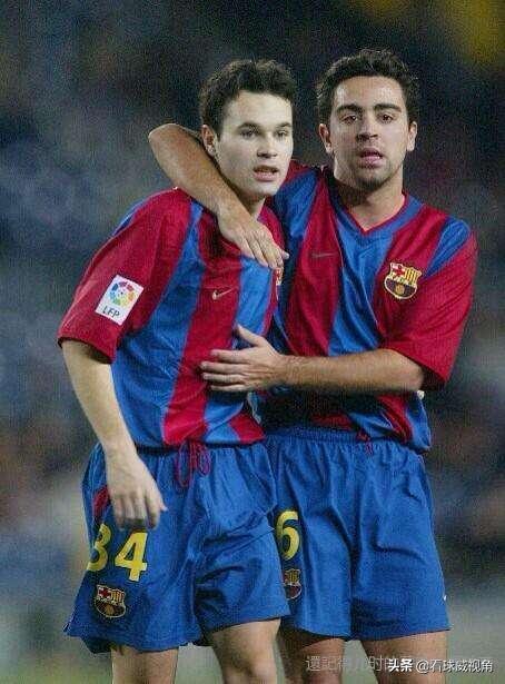 致我们珍贵的友谊,致我们十多年来的友谊