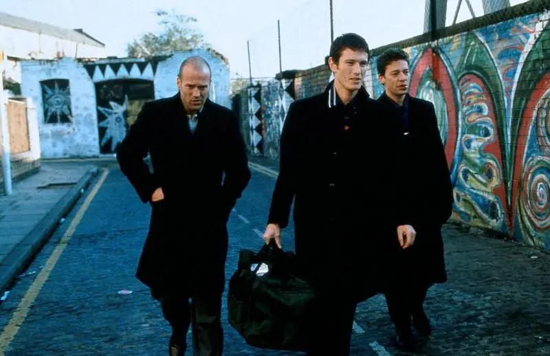 全球公认的十部顶级黑帮电影推荐,这四部经典黑帮电影你都看过了吗