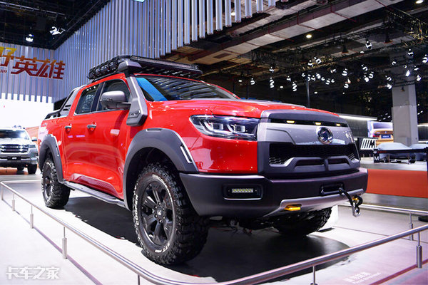 长城炮和江铃域虎9,长城炮vs长安凯程f70