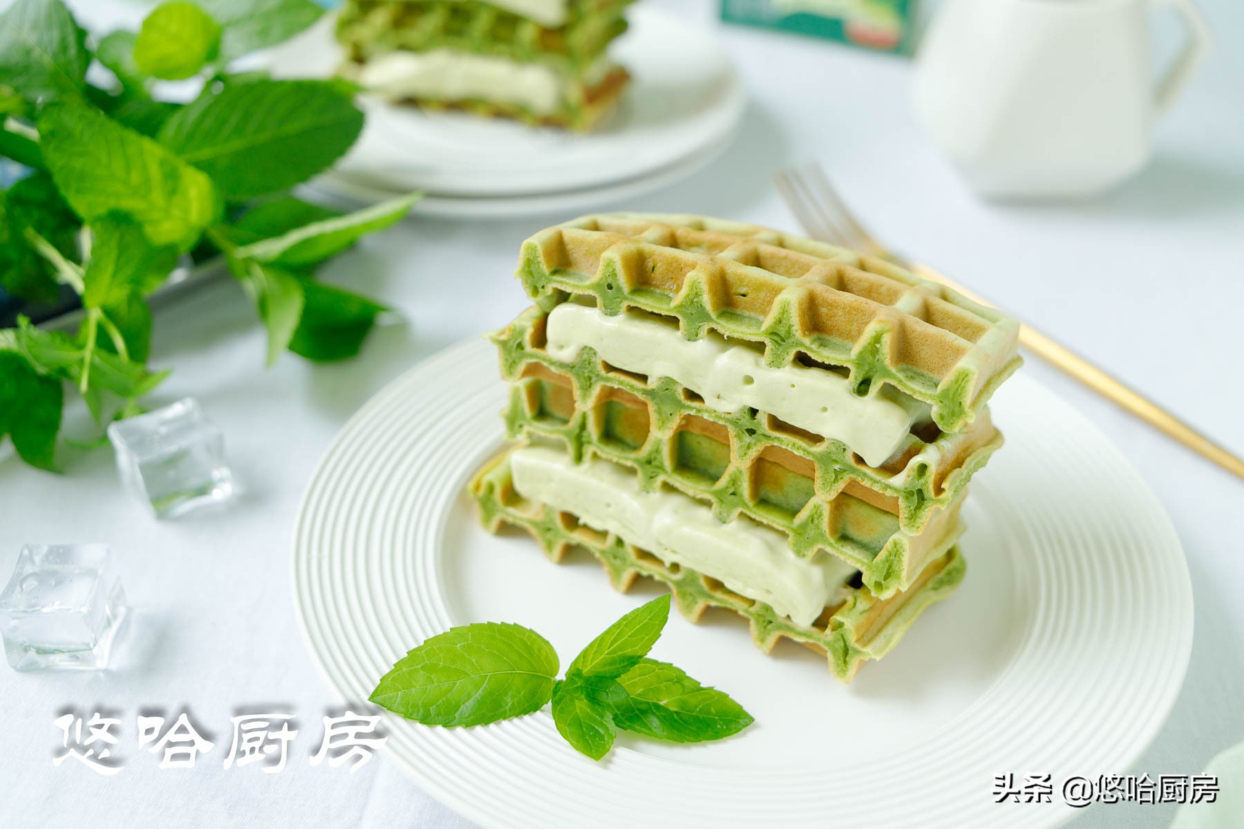 咖啡馆鲜奶油华夫饼,米加小镇咖啡馆华夫饼怎么做