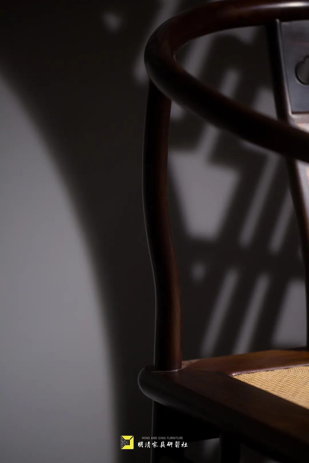 余尝净一室，置一圈椅|影木坊