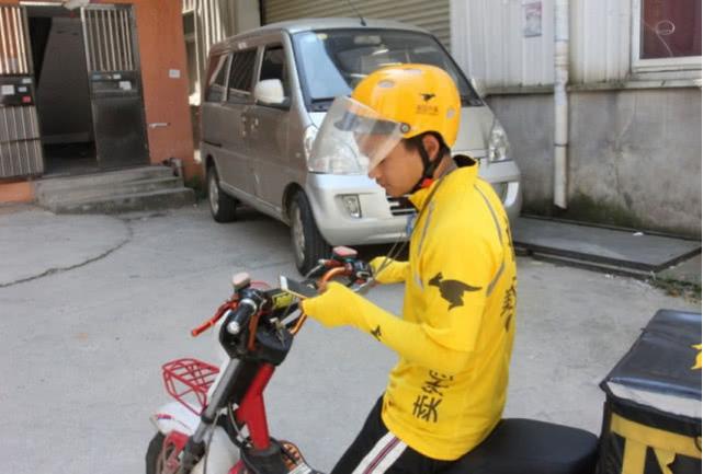 海口外卖小哥月收入多少钱,浙江外卖小哥月收入