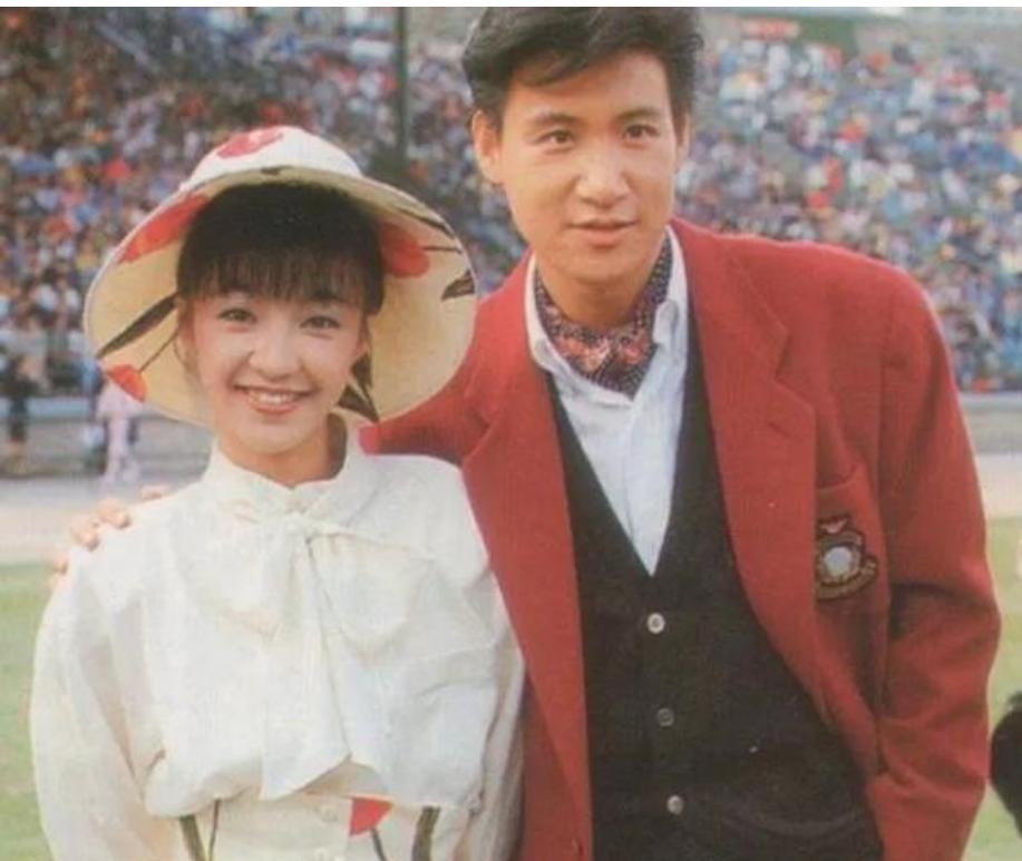 棣欐腐鍏富鐨勬矇娴,棣欐腐鍏富鍜屾鑹宠姵