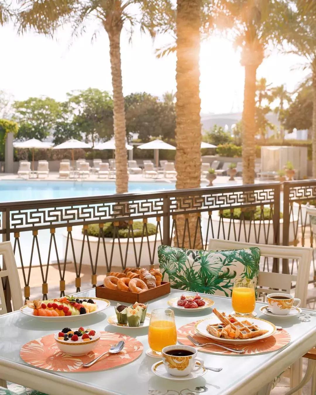 当LVMH、Fendi开始造酒店，安缦都要敬三分