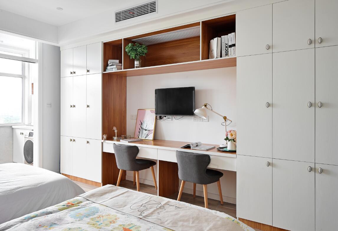 吉利汽车飞起来了,吉利汽车飞上天