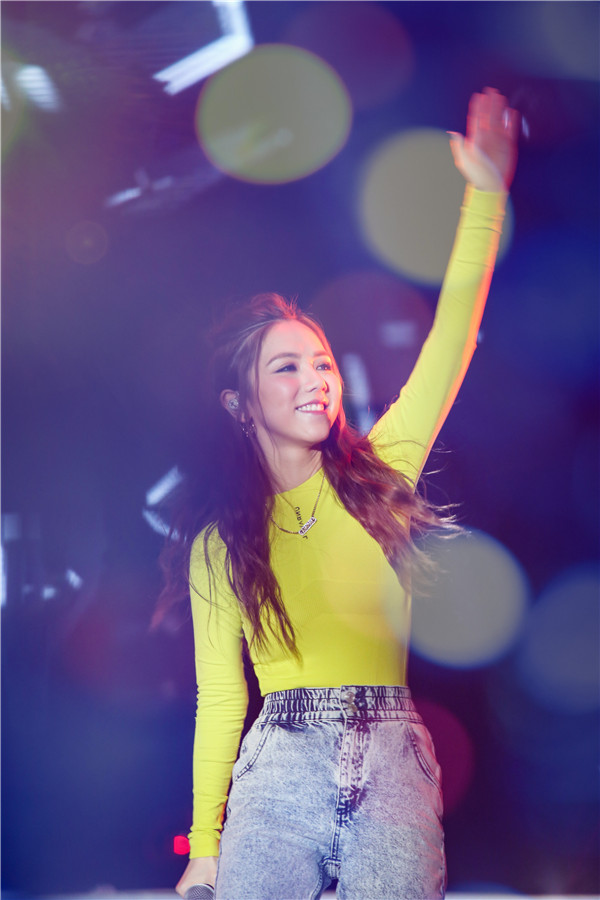 快手最有钱的三位男网红,快手的网红谁最有钱