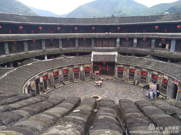 土楼的建造过程中遇到什么,土楼1575多少一包