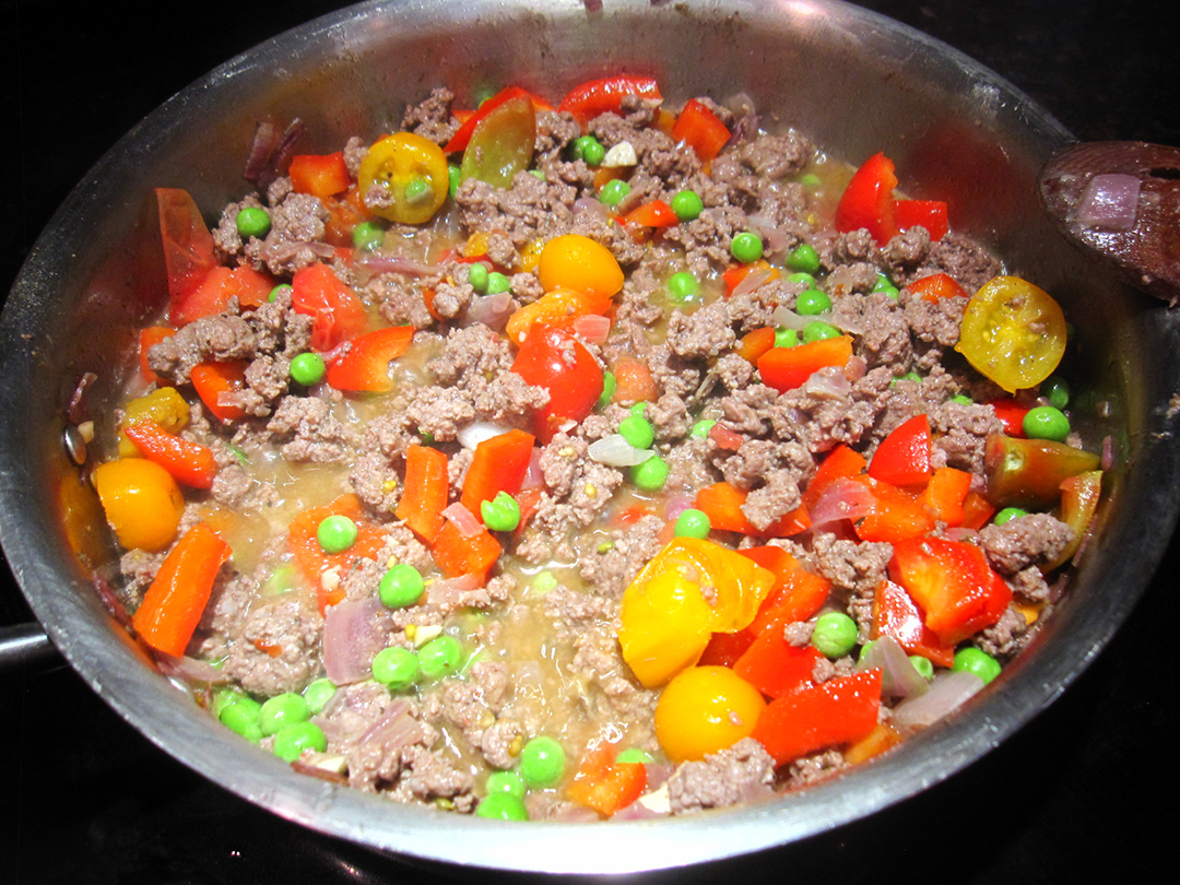 做意面时，面条过凉水就错了，多数人不懂，难怪炒面粘锅不顺滑