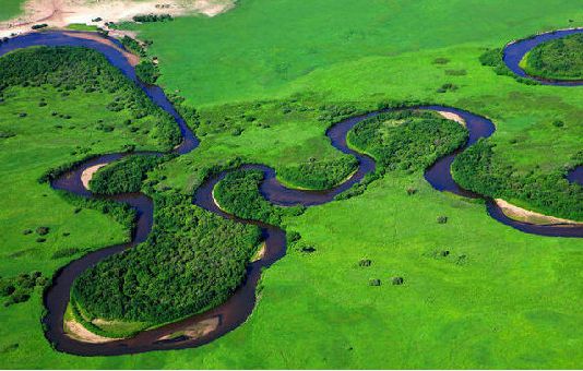 宸磋タ瓒崇悆鏃呮父,宸磋タ妗戝反娴锋哗鏀荤暐