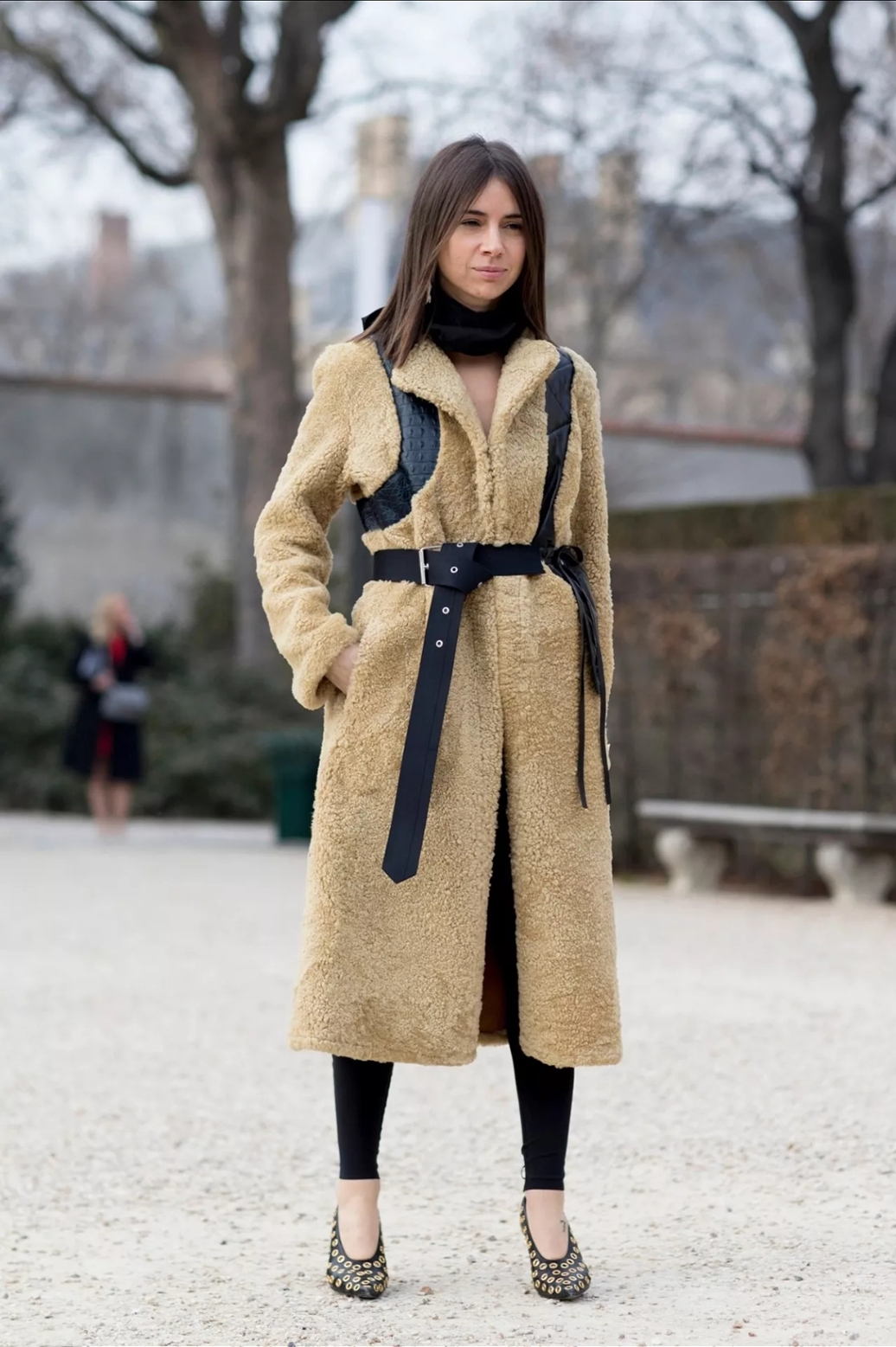 盆骨宽屁股大女生穿搭,骨盆偏大的女人穿什么好看