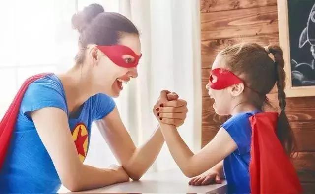 适合幼儿玩的刺激的英语游戏,亲子游戏的英语