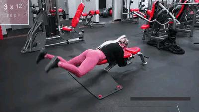 c罗女友乔治娜晒美照大秀身材,C罗女友乔治娜秀身材