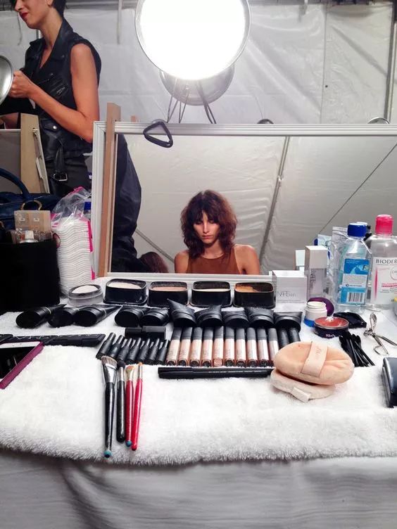 故宫口红出面膜,故宫推出的口红