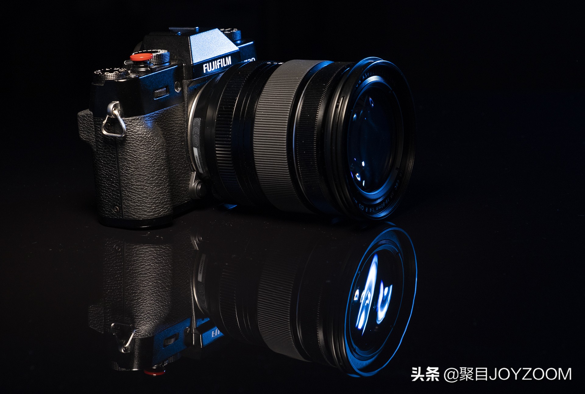 富士xf30mmf2.8微距镜头评测,富士xf16-80与xf18-55镜头对比