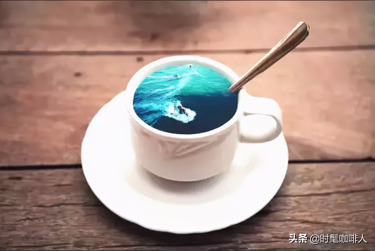 你的杯子里有星空,你的咖啡杯熟悉的气味