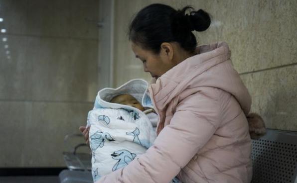 福建女子离婚后生了孩子后续,女子离婚后发现怀孕坚持生下孩子