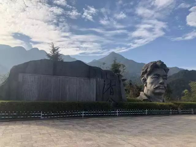 人民日报上饶县,人民日报上饶师范学院