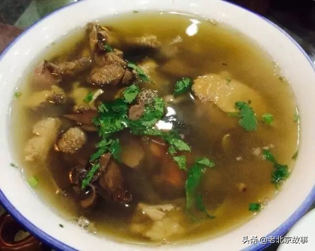 北京哪家同时有卤煮炒肝爆肚,北京吃卤煮炒肝老字号