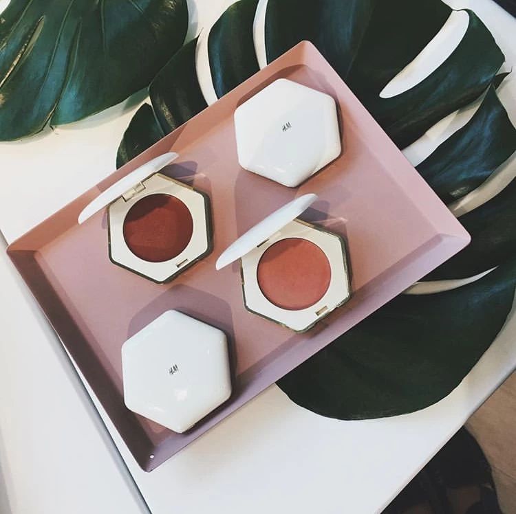 快时尚彩妆是什么,快时尚品牌店是正品吗