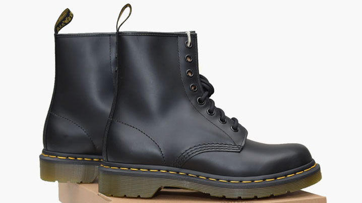 开车千万别穿这6款鞋子,开车应该穿软底鞋还是硬一点的鞋