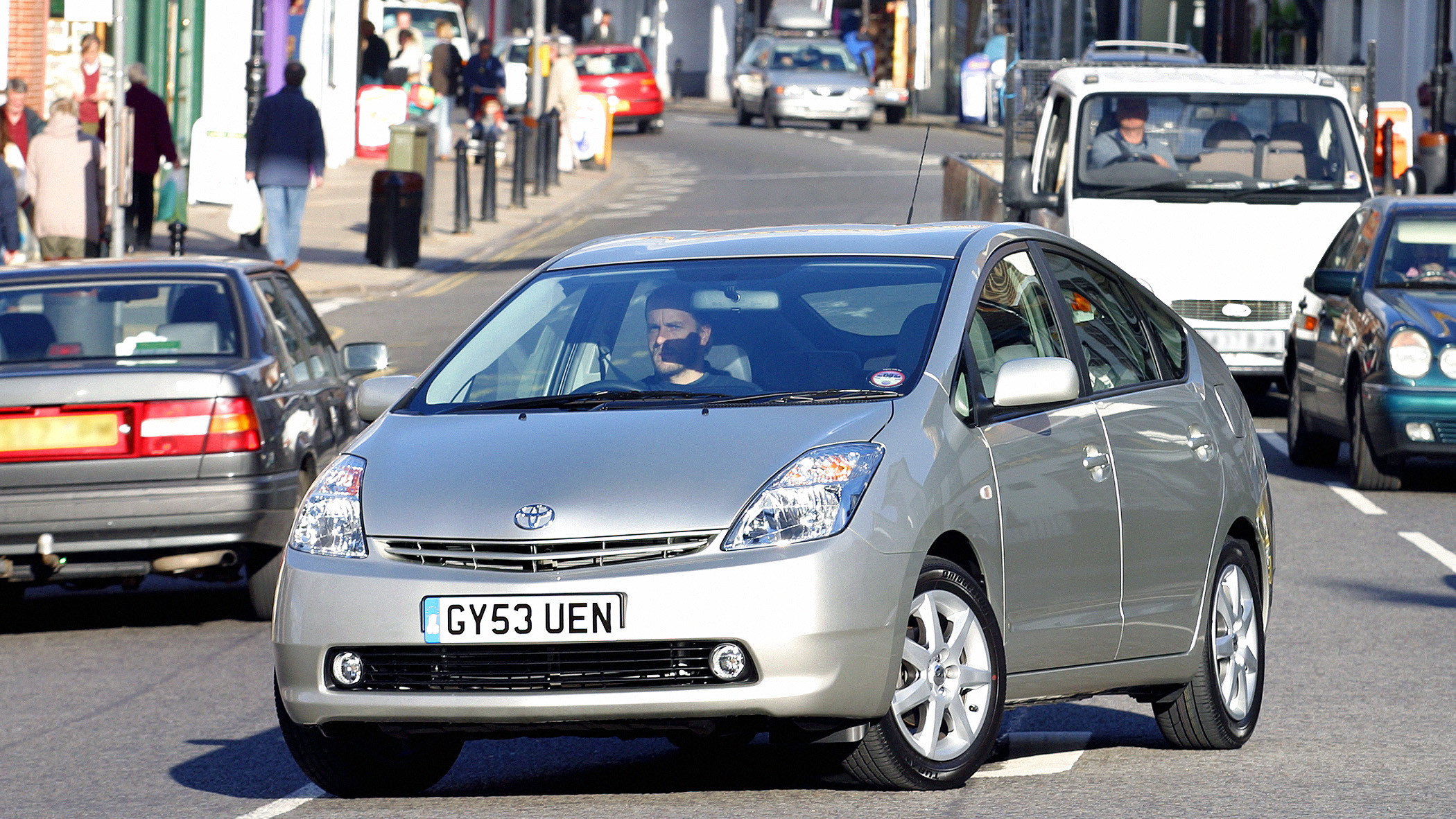 11年款的日系车商务车,11款丰田日系车