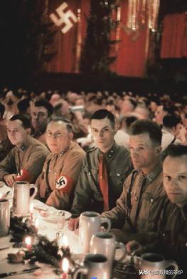 纳粹德国最黑暗时刻真实录像,纳粹德国震撼瞬间