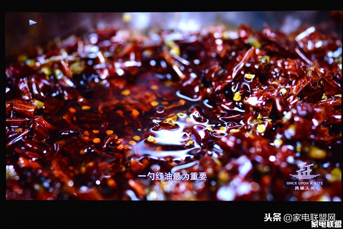 小身材却有大能量-AcerV6810轻松演绎180吋清晰4K画面