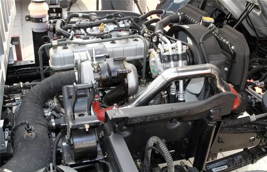 奥铃速运4.2米试驾,试驾奥铃捷运视频