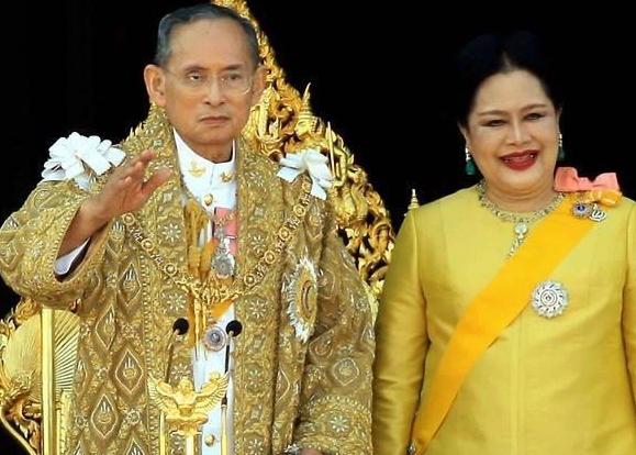 泰国皇家卫队与志愿军坦克对攻，被打服，如今三军装备大量中国造